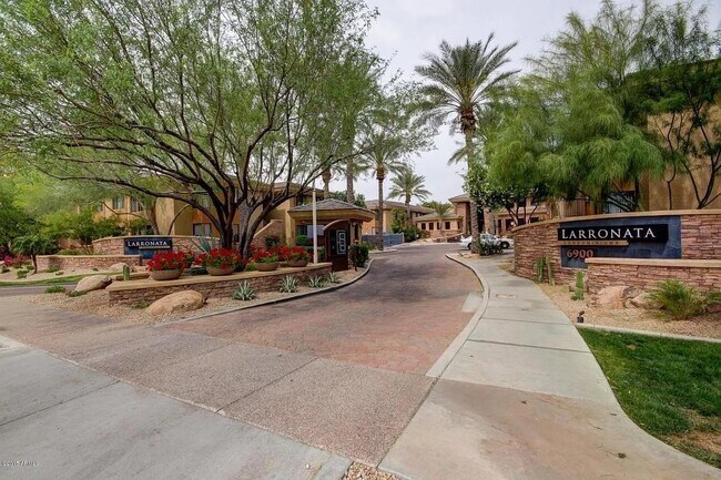 Primary Photo - 6900 E Princess Dr