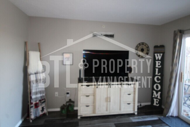 Building Photo - Beautifully Furnished 3 Bedroom Condo in Branson!