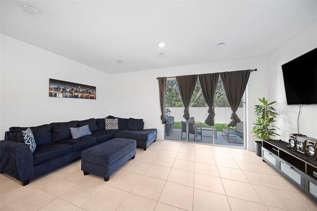 Building Photo - 3593 Anibal St