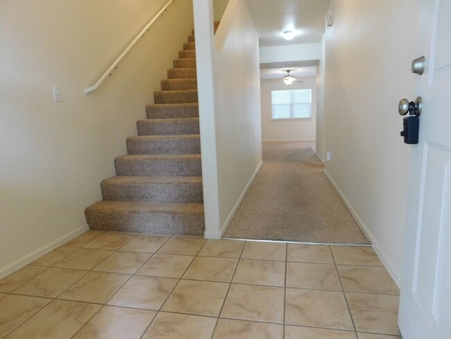 Building Photo - AWESOME 3 bed 2.5 bath in North GJ
