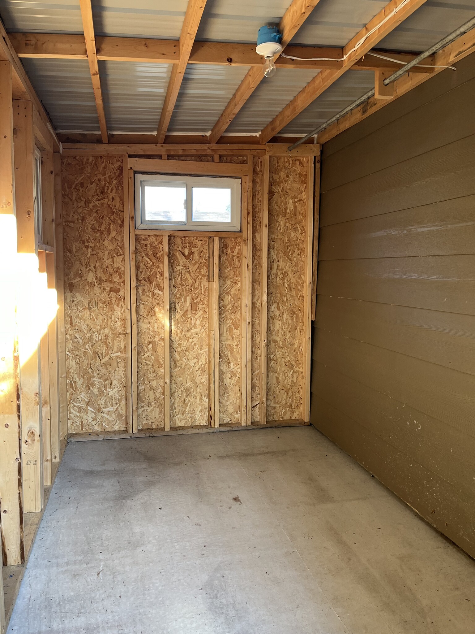 Storage Shed - 1212 E 2nd Ave