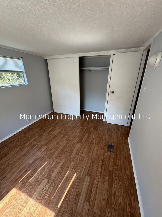 Building Photo - 21364 Canal Dr