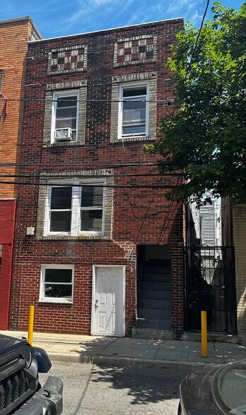 Building Photo - 534 Lincoln St
