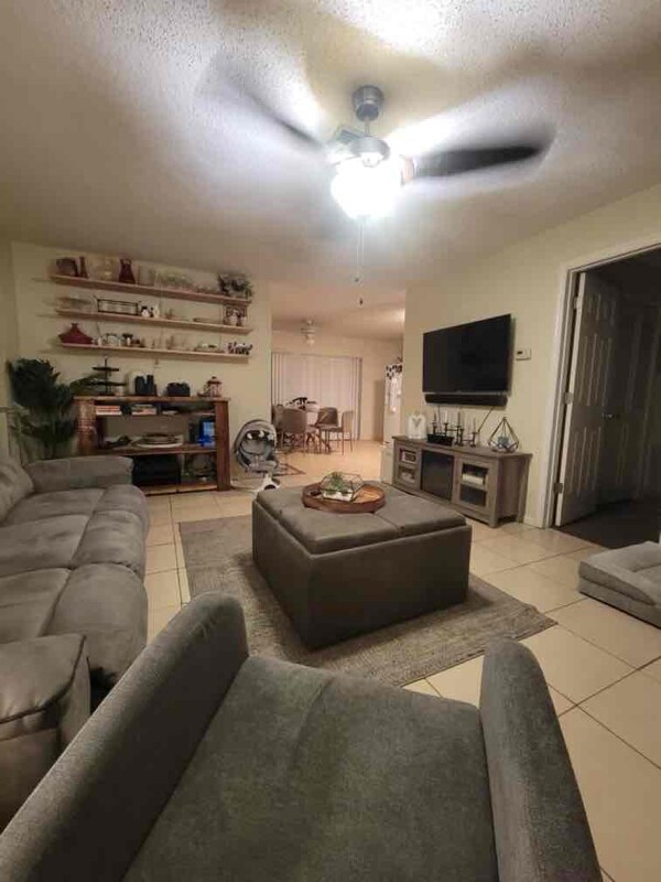 Building Photo - 2257 Palmwood Dr