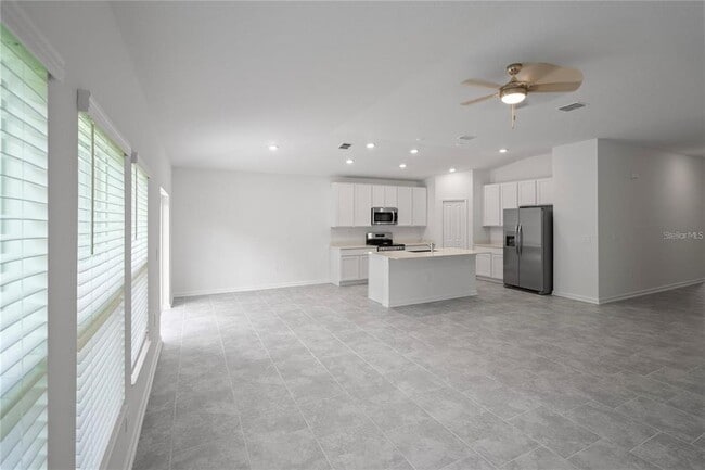 Building Photo - 4819 Worchester Dr