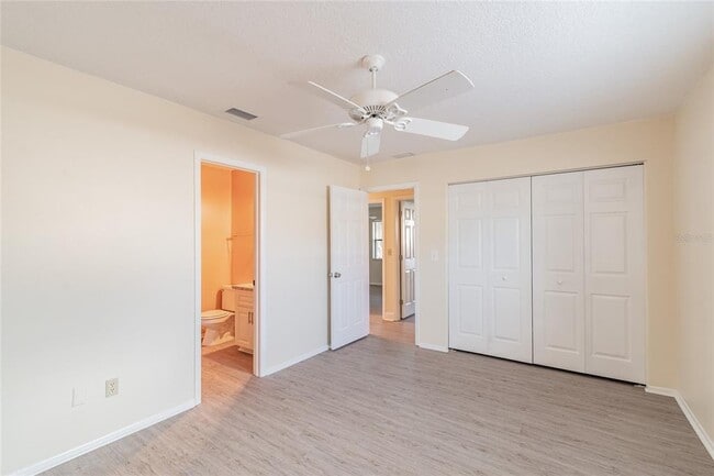 Building Photo - 2519 Elderberry Dr