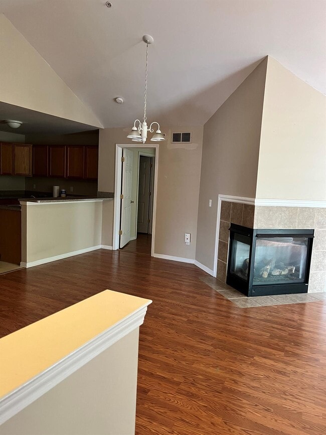 Building Photo - 7446 Lacy Dr