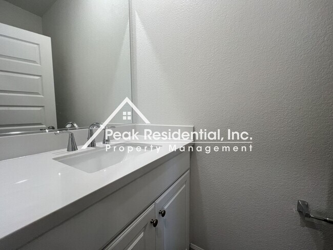 Building Photo - Brand New 3bd/2.5ba Woodland Home with 2 Car Garage