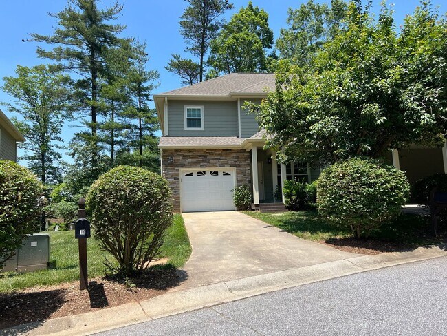 Primary Photo - Arden Townhome: Commuter's Wishlist