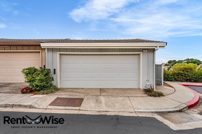Building Photo - 14 Marlin Cove