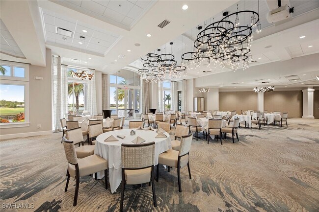 Building Photo - 10135 Colonial Country Club Blvd
