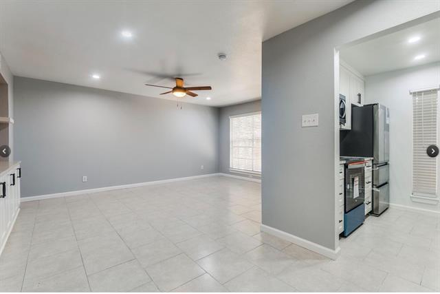 Building Photo - 12888 Montfort Dr