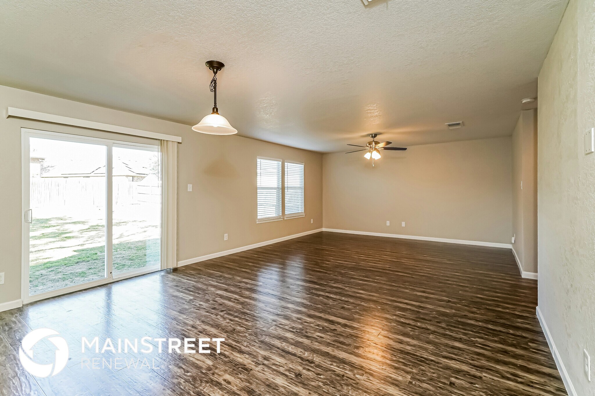 Building Photo - 4415 Semora Oak