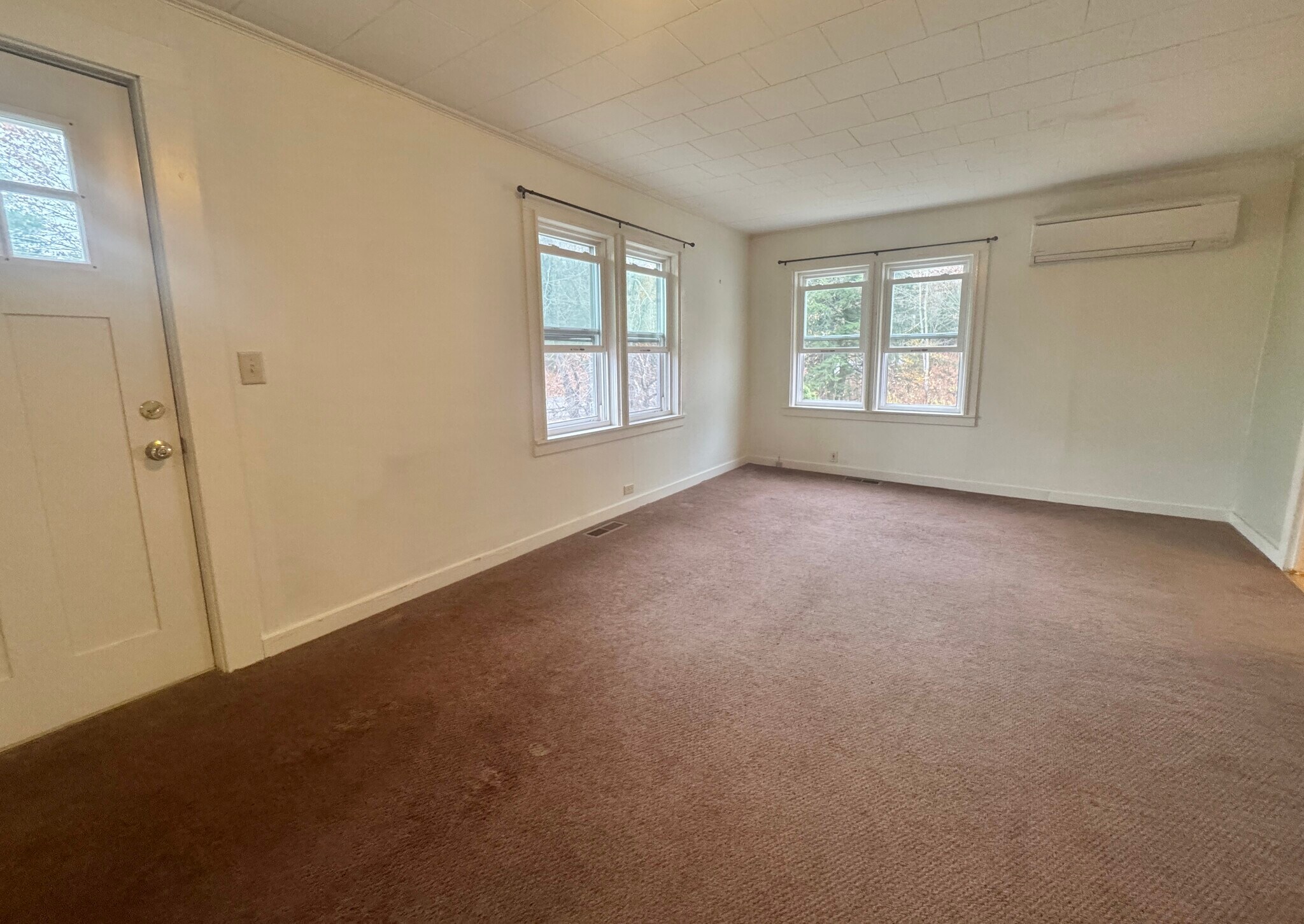 Building Photo - 1274 Bangor Rd