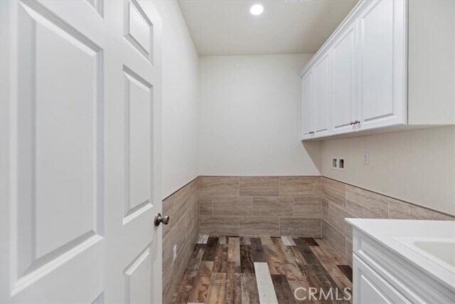 Building Photo - 25858 Oak Spgs Ct