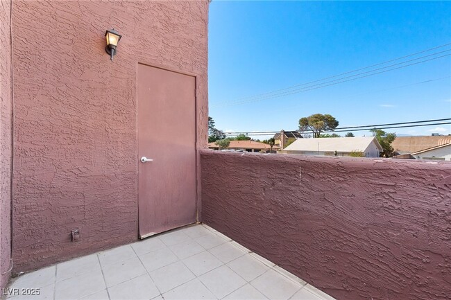 Building Photo - 4050 Pacific Harbors Dr