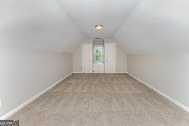 Building Photo - 1616 Quail Run SW