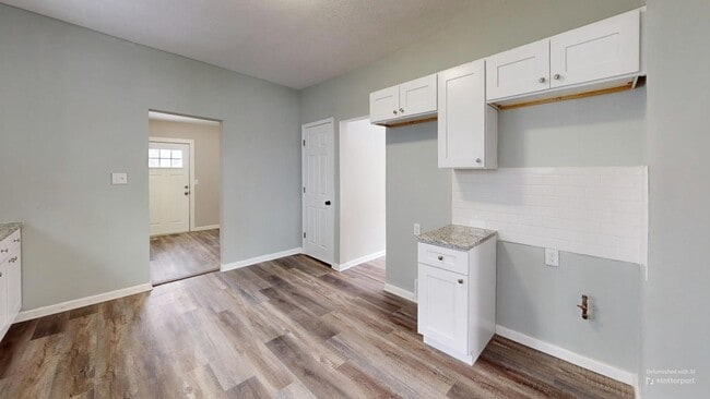 Building Photo - Stockyards Area - 3 Bedroom - 2 Bath Single Family Home