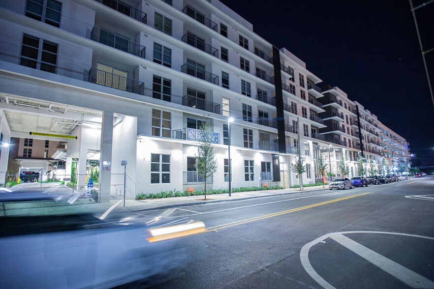 850 Living apartments — community photo - 850 Living