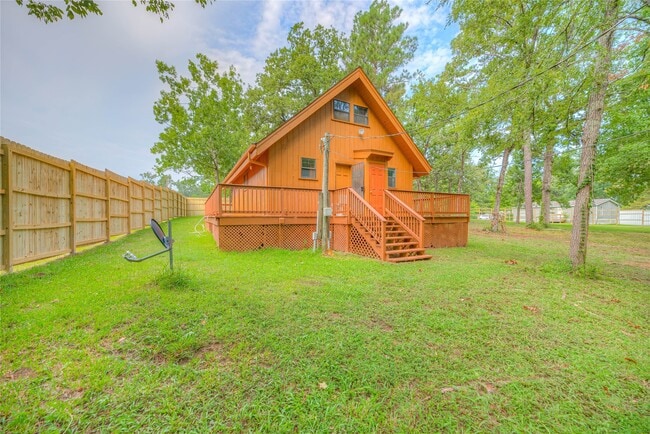 Building Photo - 144 Little John Dr