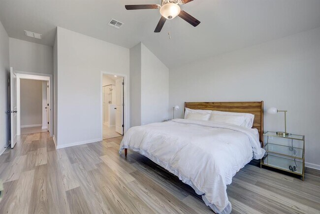 Building Photo - 7708 Donnelley Dr