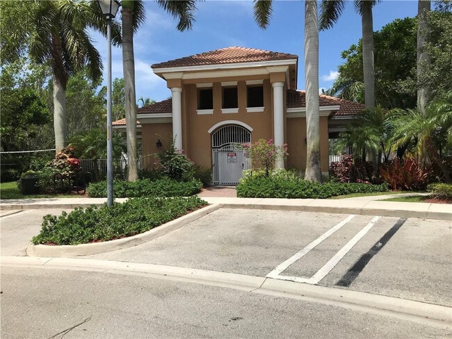 Building Photo - 1506 Fenton Dr