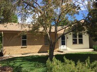 Building Photo - Comfortable 4 bed 2 bath Broomfield Home Available  Now!