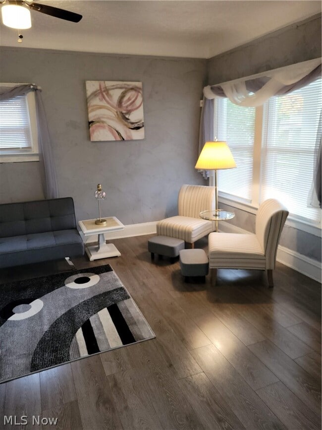 Building Photo - 4083 E 143rd St