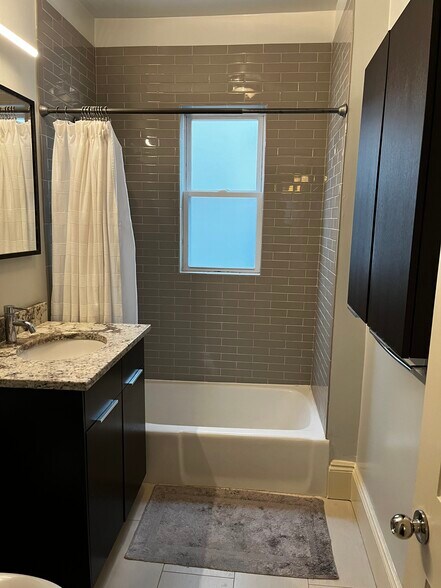 Building Photo - 63 Downer Ave