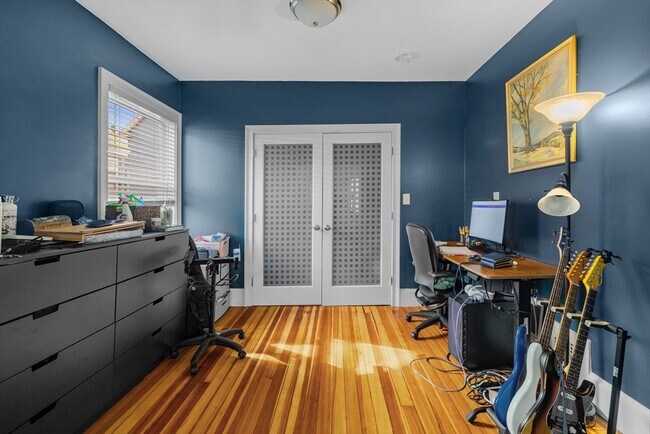 Building Photo - 28 Edison Green