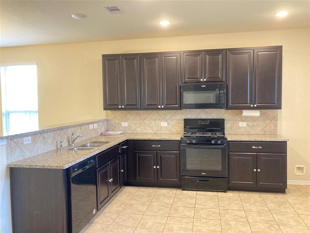 Building Photo - 2411 Concord Ter