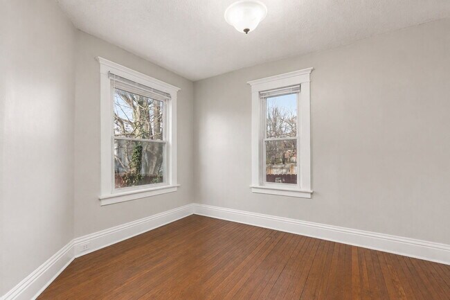 Building Photo - 204 Chittenden Ave