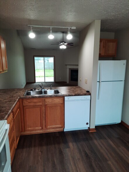 Building Photo - 2109 Fincastle Way