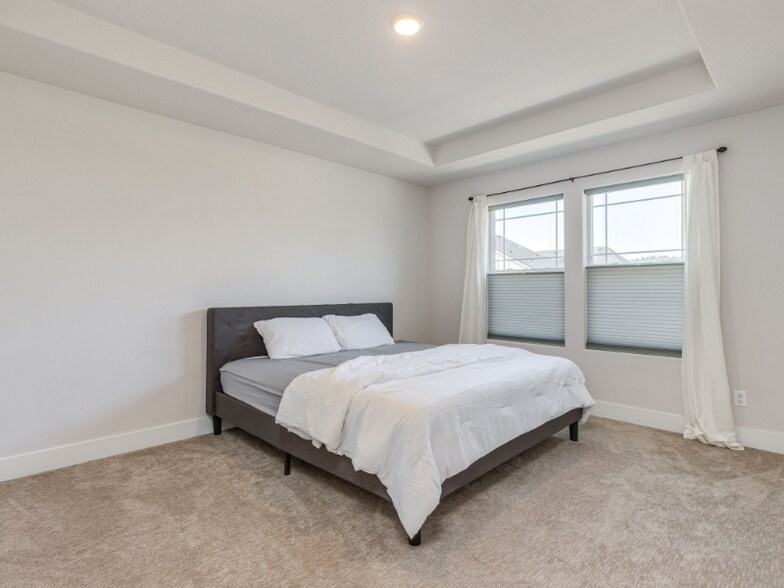 Building Photo - 15254 NW Cosmos St