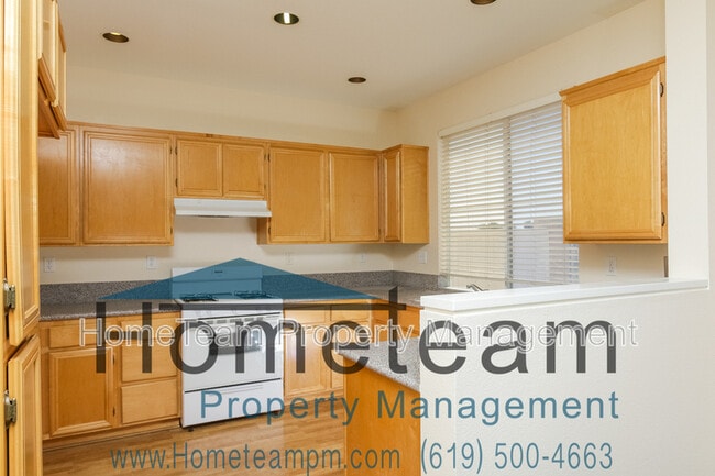 Building Photo - 1222 La Vida Ct