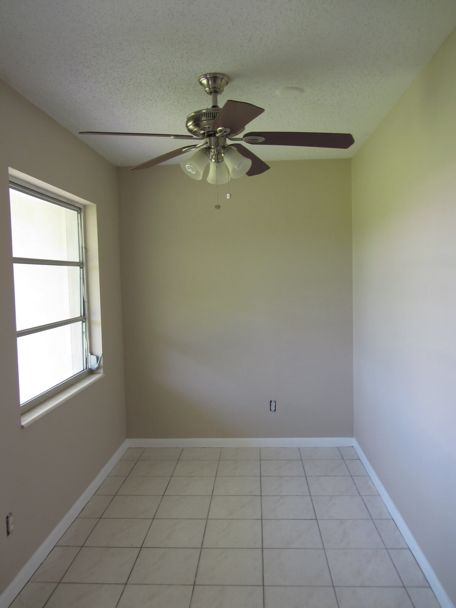 Building Photo - 408 Morgan Cir S