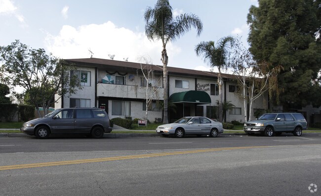 Primary Photo - Canyon Manor