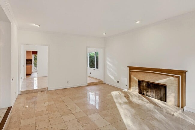 Building Photo - 860 Monte Rosa Dr