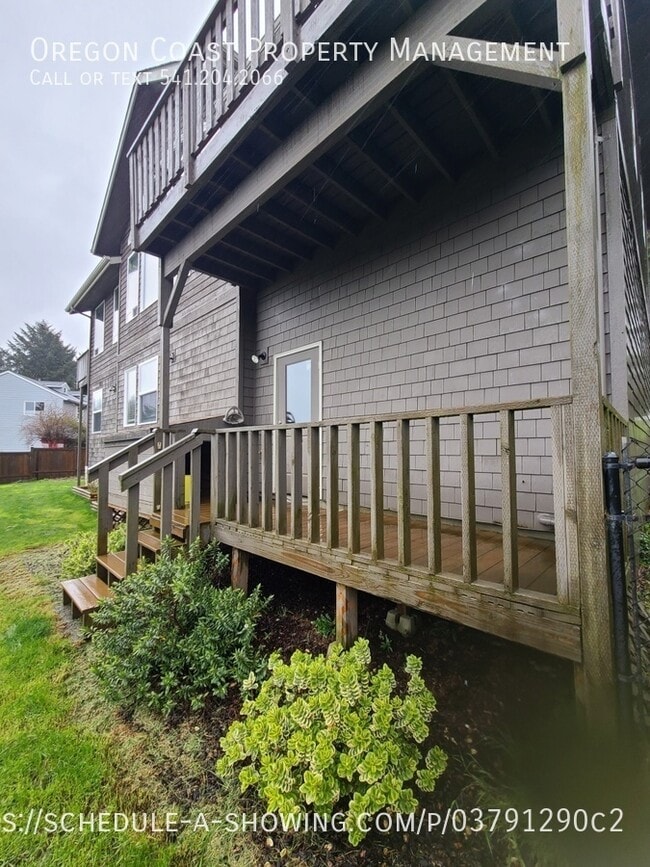 Building Photo - 961 NW Lanai Loop