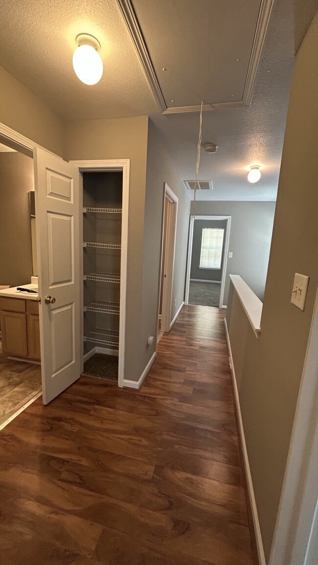 Building Photo - 2840 Oasis Ln