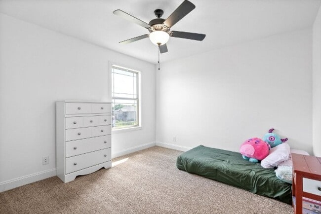 Building Photo - Stunning Home in Wellington Fields Ready f...
