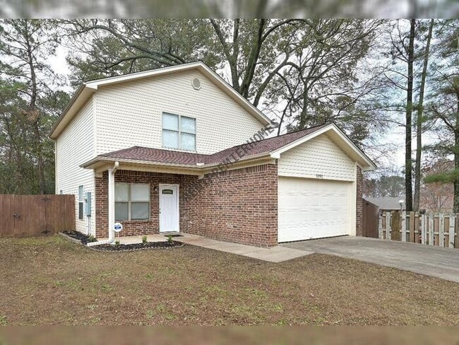 Building Photo - 3202 Fawn Dr