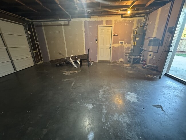 Building Photo - 1776 Pescadero Dr