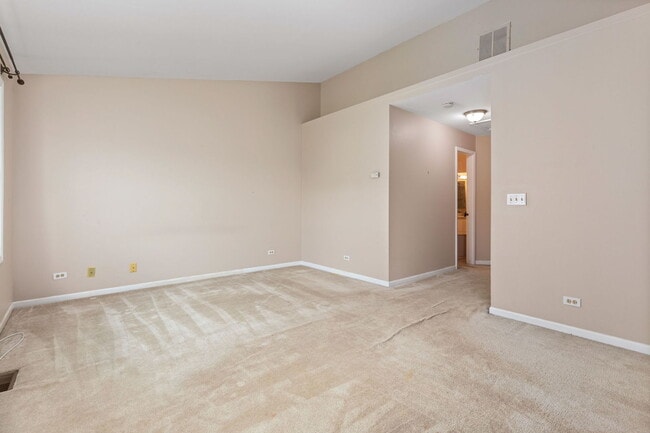 Building Photo - 4876 Prestwick Pl