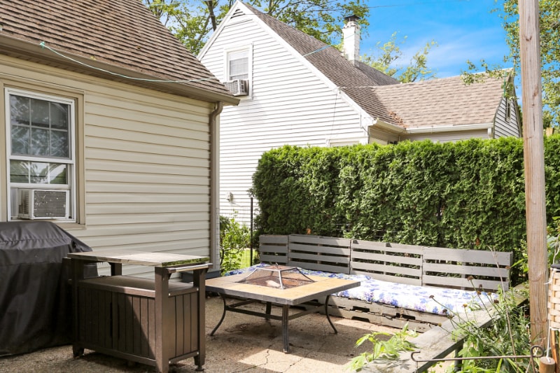 Building Photo - 719 Franklin St