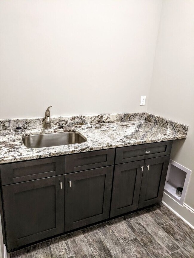 Building Photo - An amazing Townhouse for people who like big open space down Bedroom 4 Bathroom 3.5