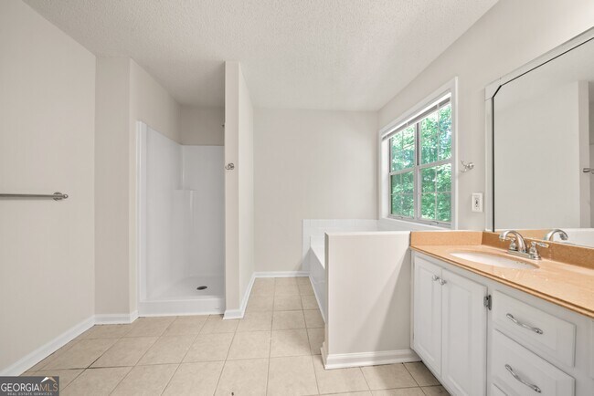 Building Photo - 3007 Clove Tree Ln
