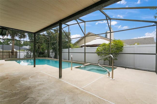 Building Photo - 3612 Biscayne Dr