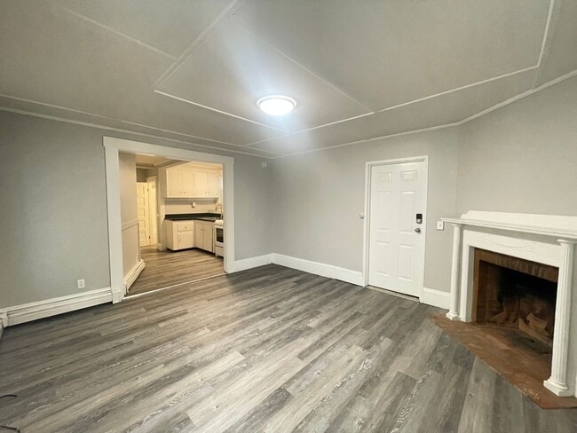 Building Photo - 12 Court St