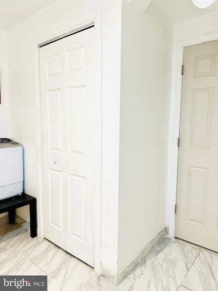 Building Photo - 17816 Singh Ct